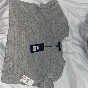 Kendall and Kylie, L ,Crop Top SUPER CUTE!